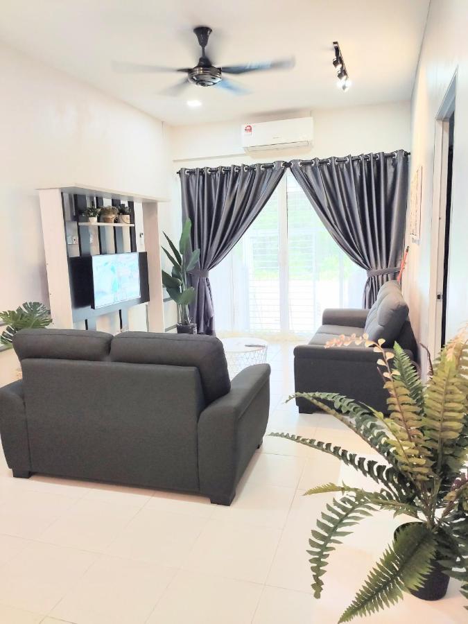 Private Pool Cassa Dinies, Wifi , Bbq,10 Pax Villa Rantau Panjang ภายนอก รูปภาพ