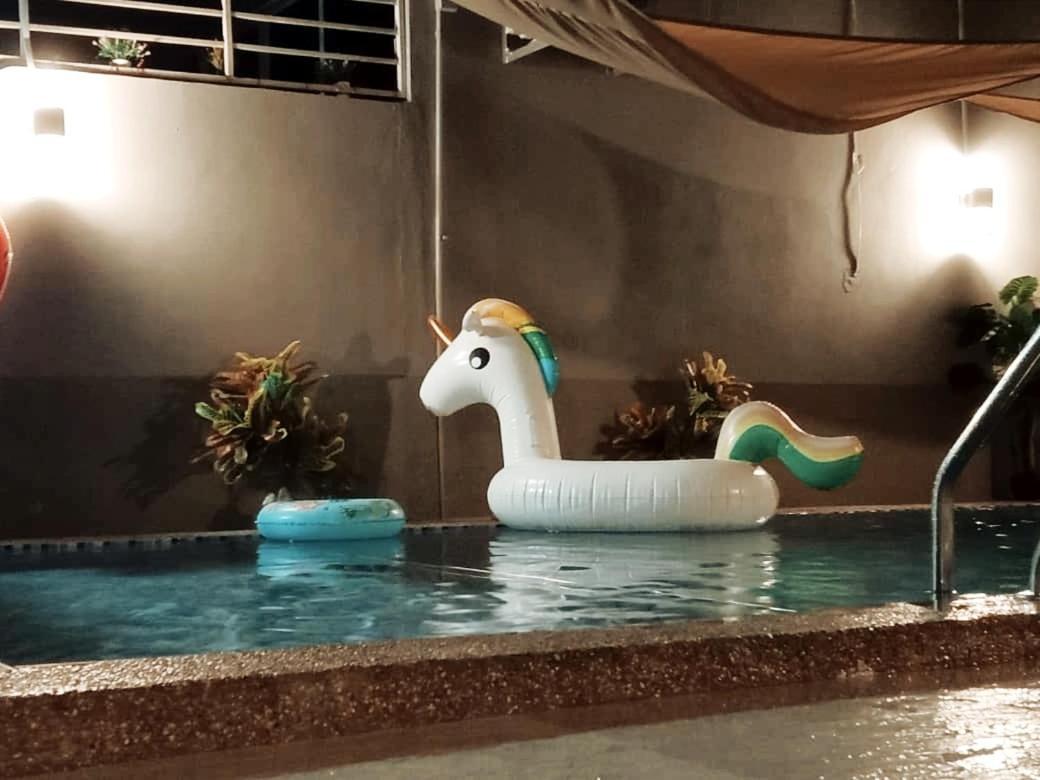Private Pool Cassa Dinies, Wifi , Bbq,10 Pax Villa Rantau Panjang ภายนอก รูปภาพ