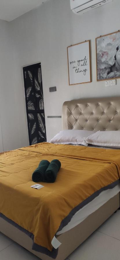 Private Pool Cassa Dinies, Wifi , Bbq,10 Pax Villa Rantau Panjang ภายนอก รูปภาพ