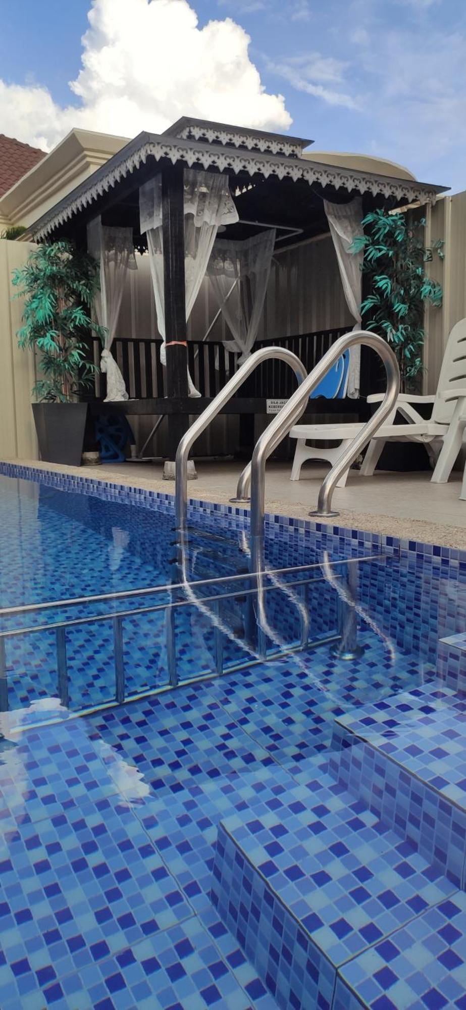 Private Pool Cassa Dinies, Wifi , Bbq,10 Pax Villa Rantau Panjang ภายนอก รูปภาพ